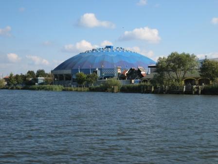 Het Dofinarium in Hardewijk